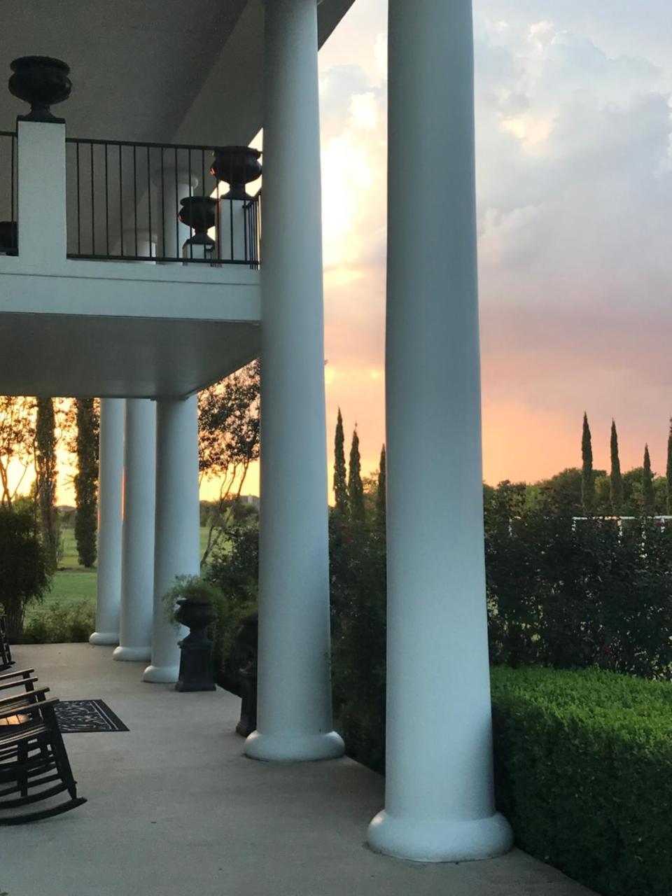 The Plantation House Boutique Inn Pflugerville Exterior foto